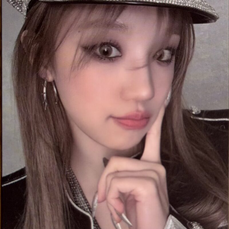 I-dle Yuqi „2nd Full Album” photocard