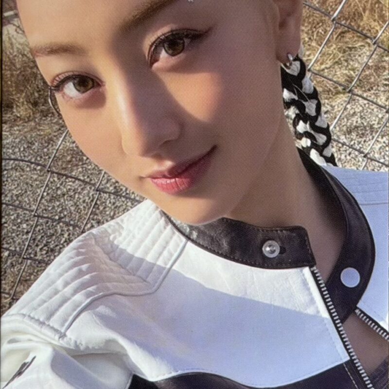 Twice Jihyo”Ready To Be” photocard