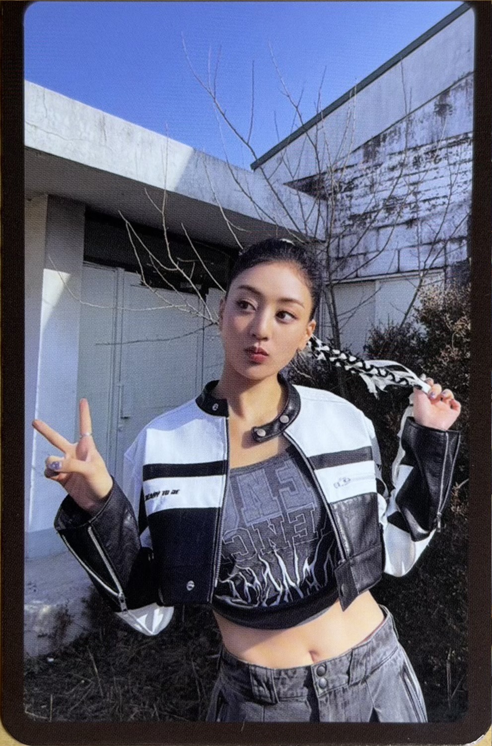 Twice Jihyo”Ready To Be” photocard