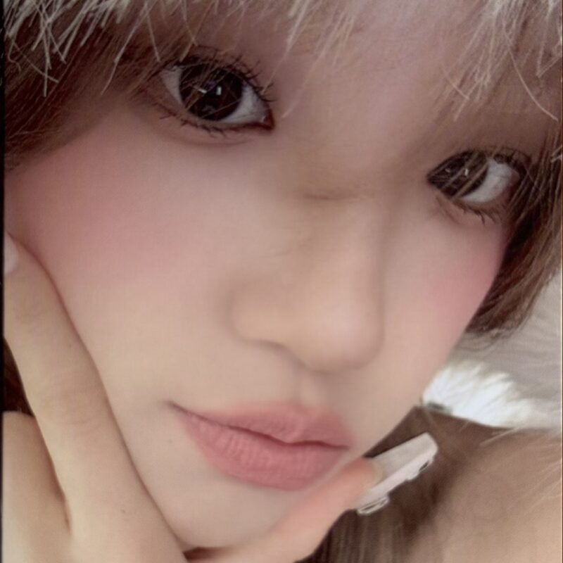 I-dle Yuqi „2nd Full Album” Weverse Pob