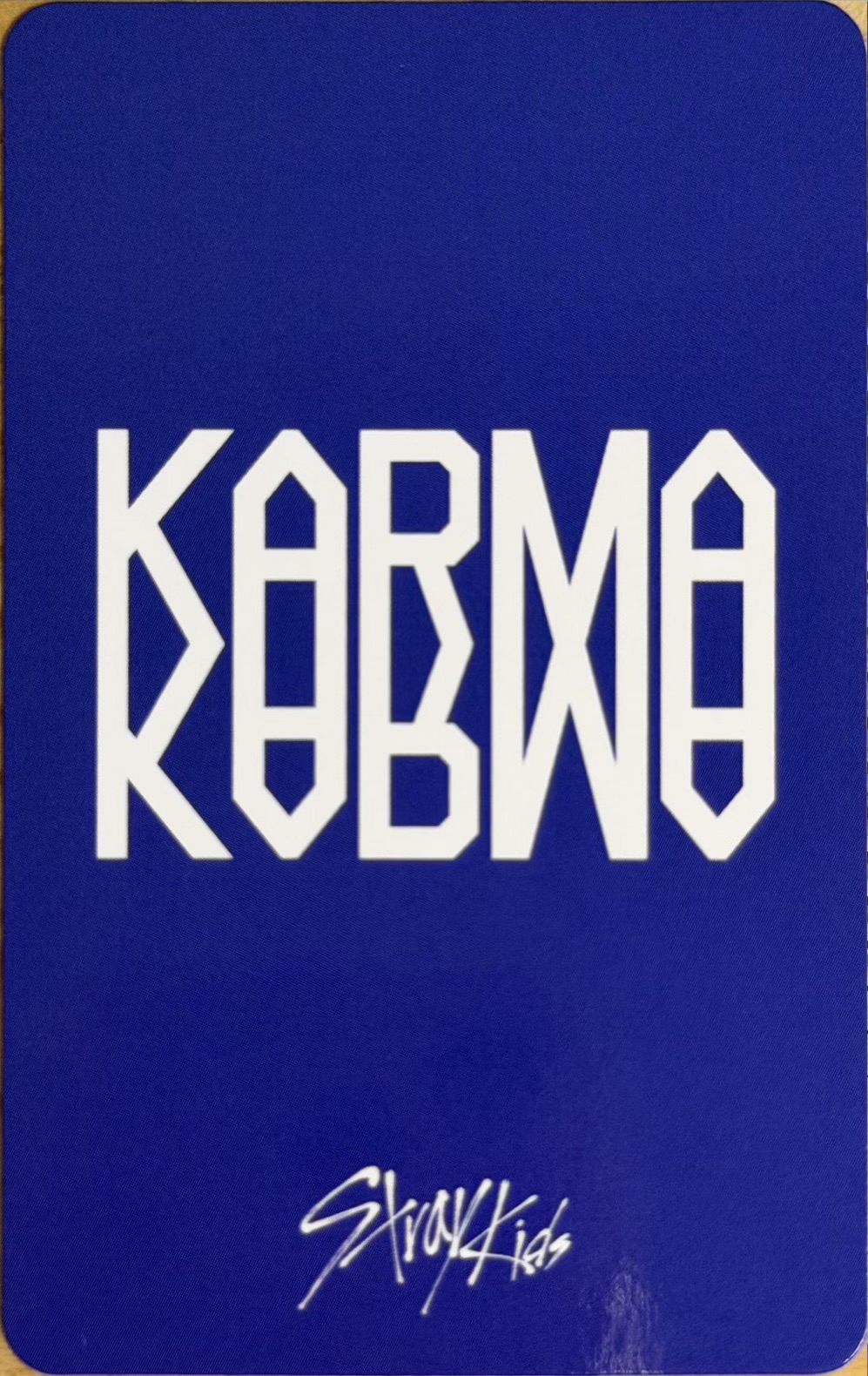 Stray Kids Changbin „KARMA” Apple Music Pob - obrazek 2