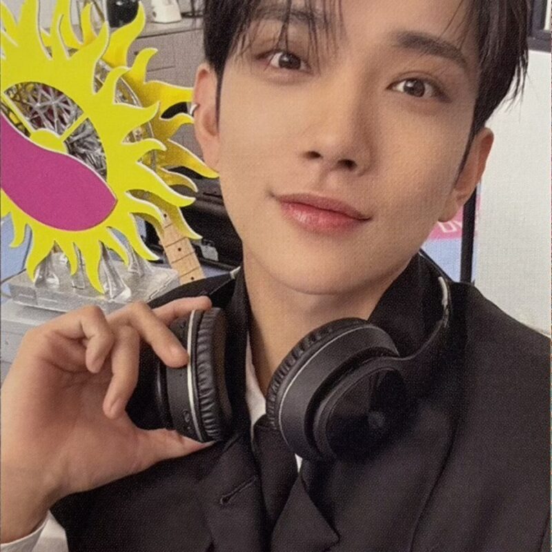 Seventeen Johua „17 is right here” photocard