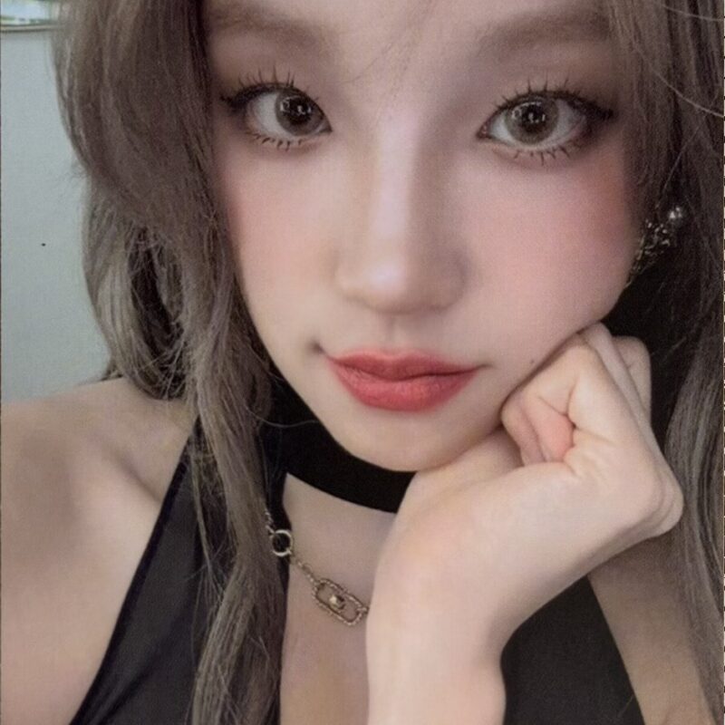 I-dle Yuqi „2nd Full Album” photocard