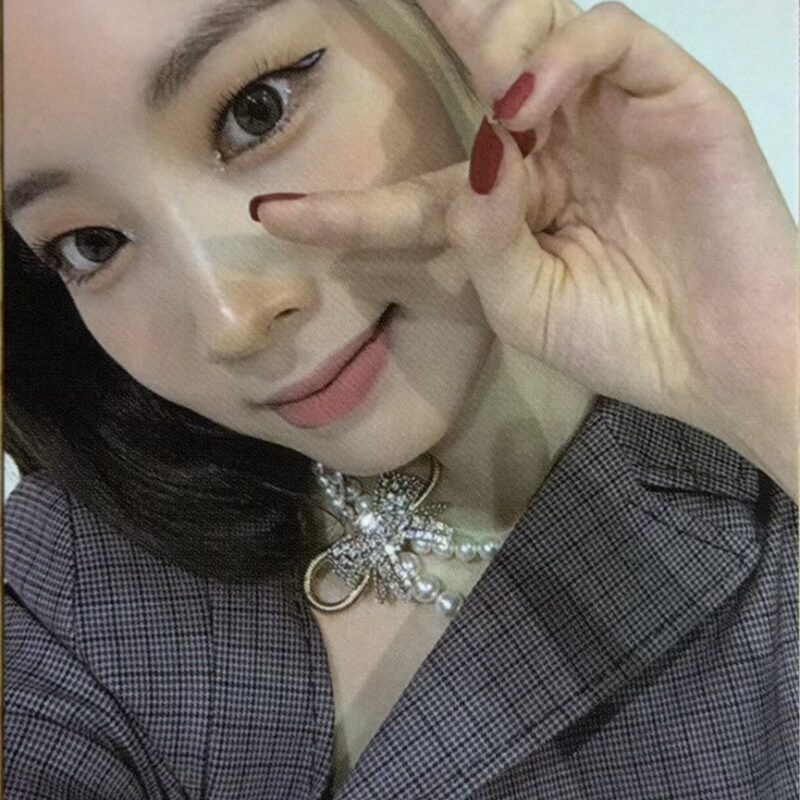 Twice Dhyun „Eyes Wide Open” photocard