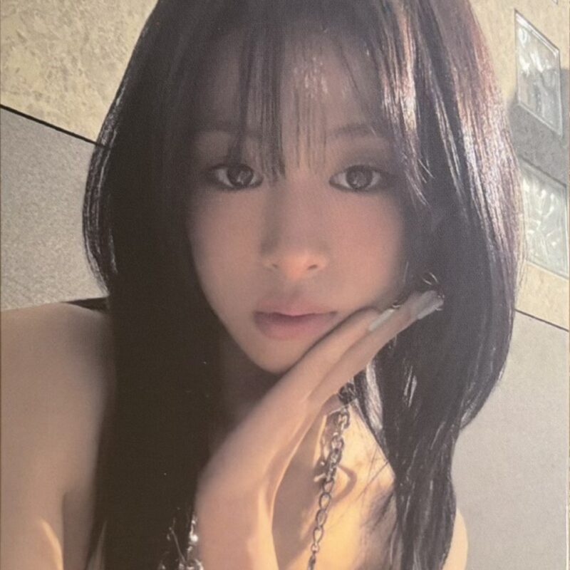 Babymonster Ahyeon „We Go Up” photocard