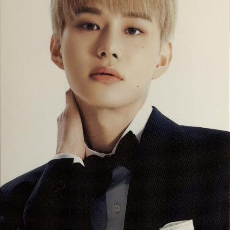 NCT127 Jungwoo „8ECRET INVITATION” photocard