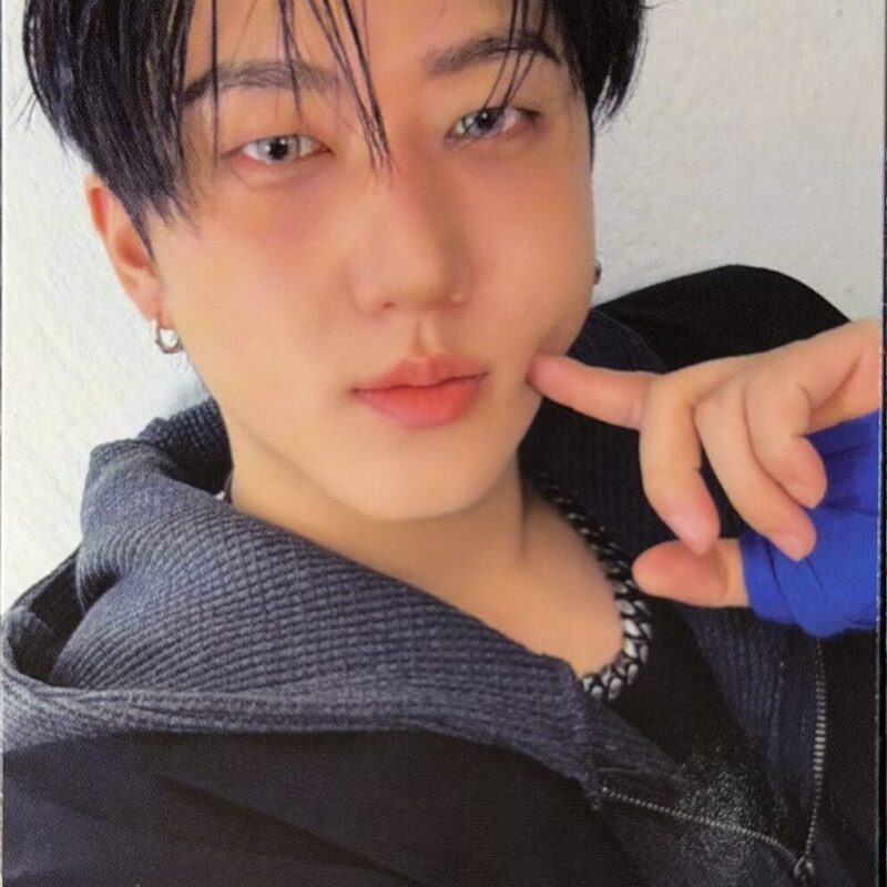 Stray Kids Changbin „KARMA” photocard
