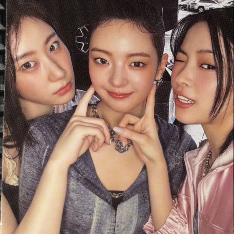 ITZY UNIT „Gold” photocard