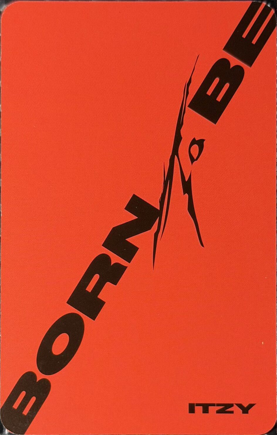 ITZY Chaeryeong „Born To Be” photocard - obrazek 2
