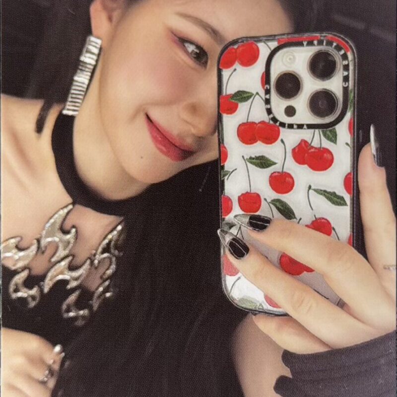 ITZY Chaeryeong „Born To Be” photocard