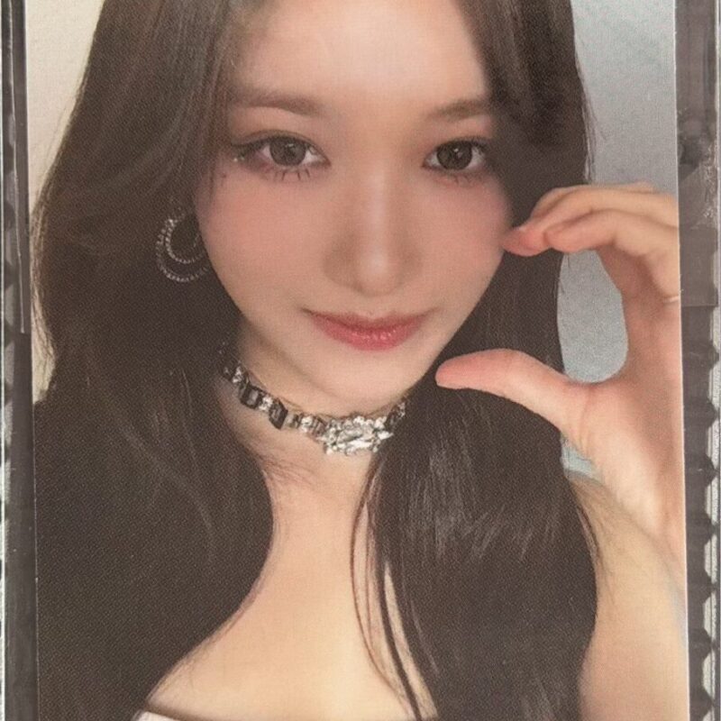 IVE Leeseo „Show What I Have” Apple Music pob
