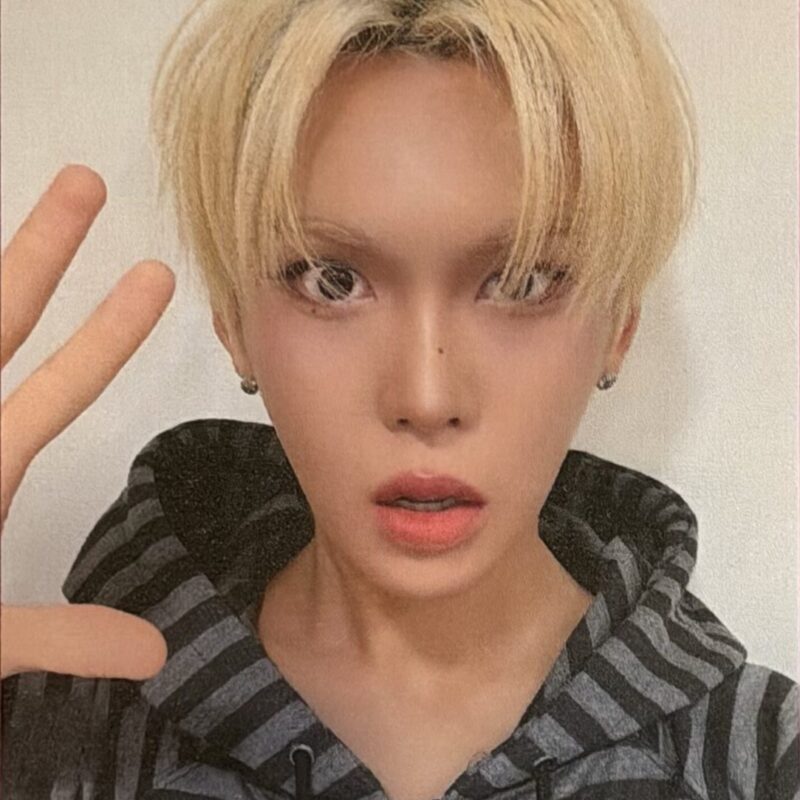 XLOV Hyun „Unlove” Fansign pob photocard