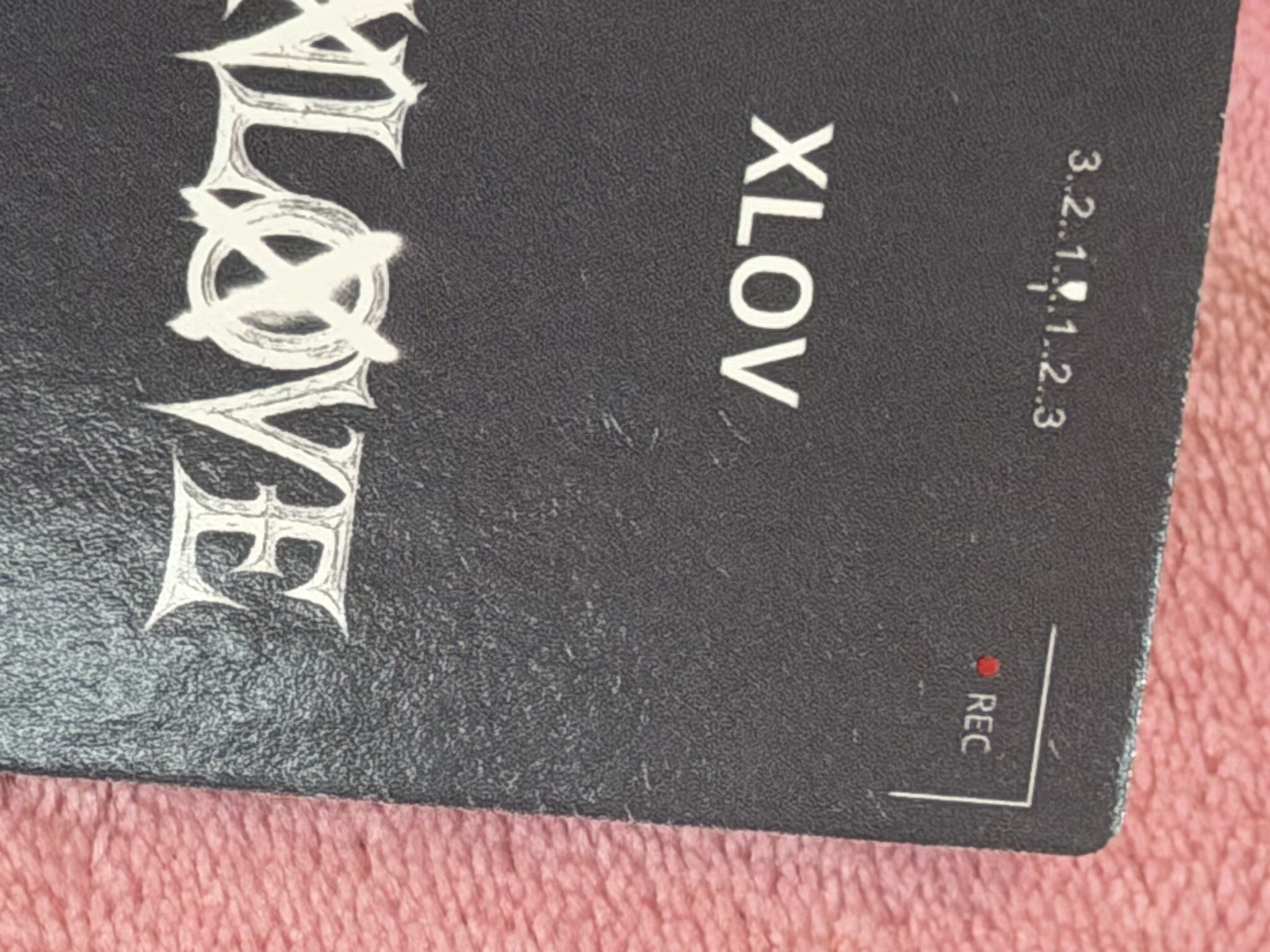 XLOV Hyun „Unlove” Jump up Pob - obrazek 3