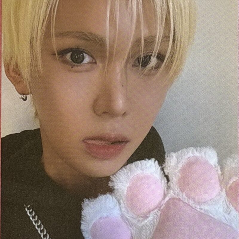 XLOV Hyun unlove Japan photocard