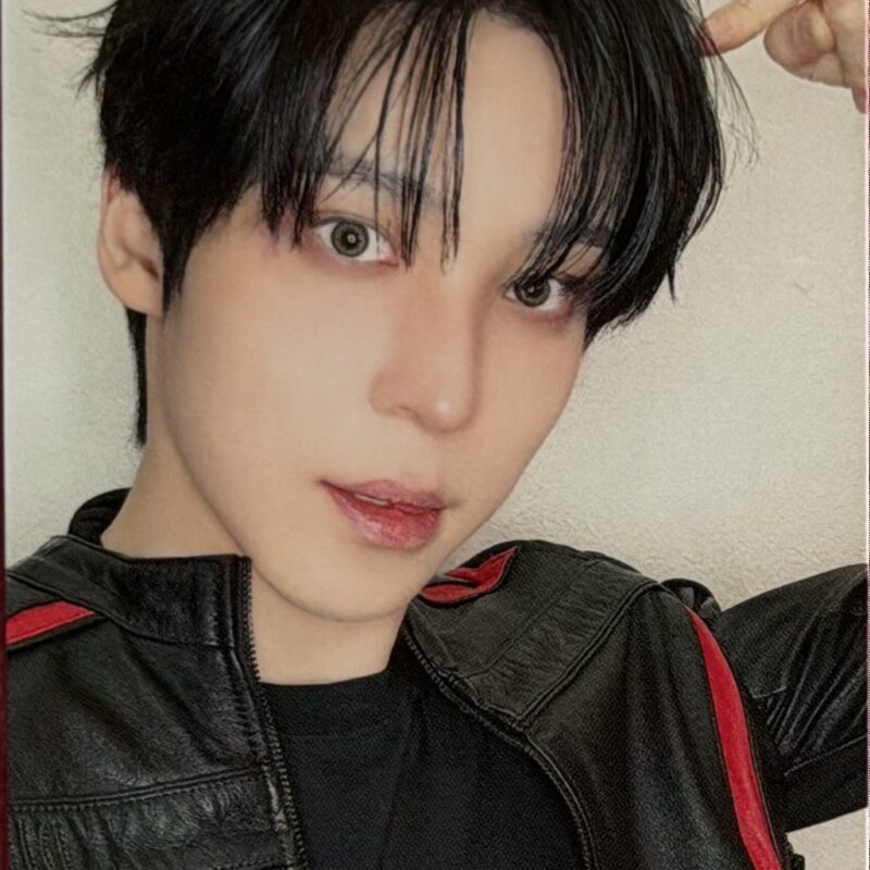 ATEEZ „BAD” Japan Ver. Photocard Yunho