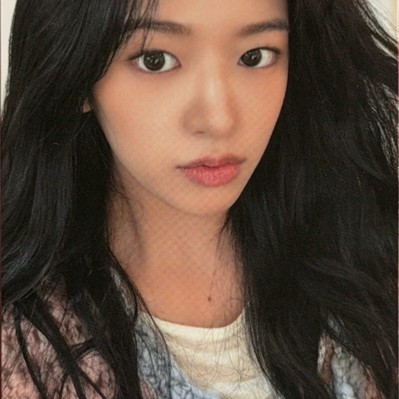 IVE „Lucid Dream” PHOTOCARDS Yunjin